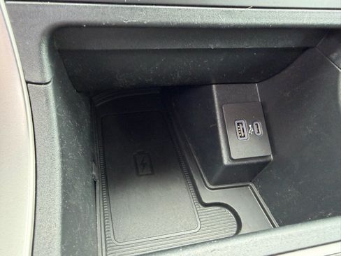 Used 2024 Ford Edge SEL w/ Convenience Package AWD/4WD image 12