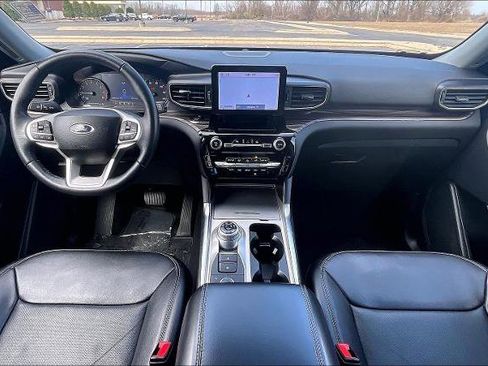 Certified 2023 Ford Explorer Limited image 12