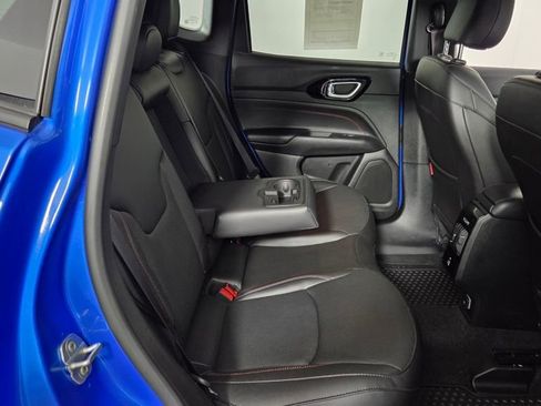 Used 2024 Jeep Compass Trailhawk w/ Trailhawk Elite Group image 34