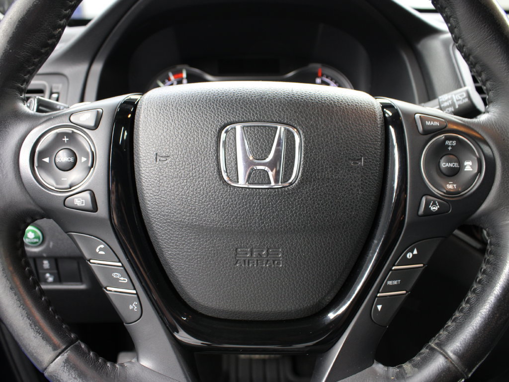 Used 2018 Honda Pilot Touring image 49