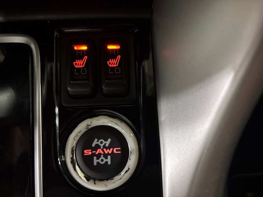 Used 2022 Mitsubishi Eclipse Cross LE AWD/4WD image 22