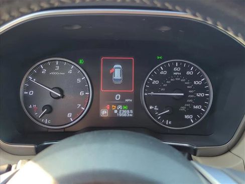 Used 2023 Subaru Outback Limited image 9