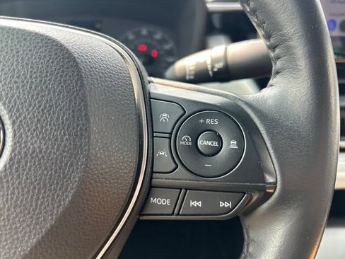 Used 2023 Toyota Corolla SE FWD image 16