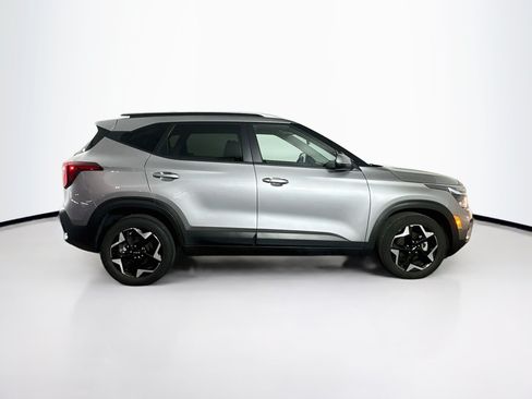 Used 2025 Kia Seltos S FWD image 10