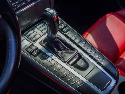 Used 2017 Porsche Macan GTS image 24