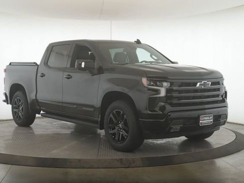 Used 2026 Chevrolet Silverado 1500 High Country w/ Midnight Edition image 2