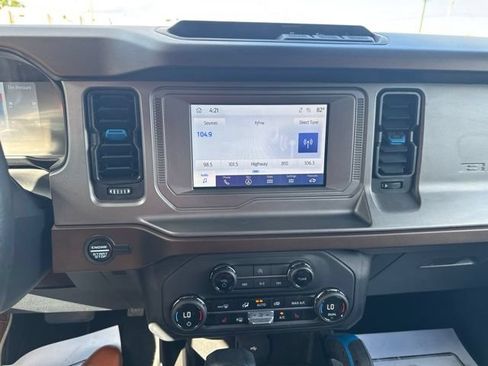 Used 2023 Ford Bronco Outer Banks AWD/4WD image 18