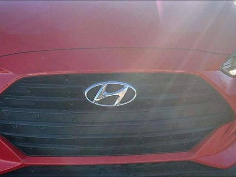 Used 2019 Hyundai Veloster 2.0 Premium image 30