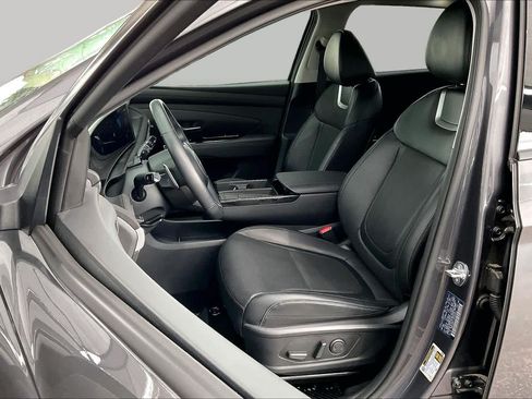 Used 2025 Hyundai Tucson Limited AWD/4WD image 8
