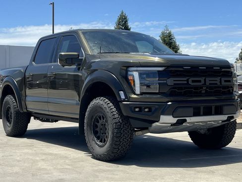 Used 2025 Ford F150 Raptor AWD/4WD image 10