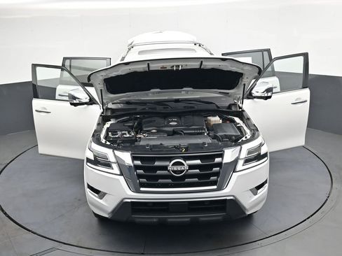 Used 2022 Nissan Armada Platinum w/ Captain's Chairs Package RWD image 53