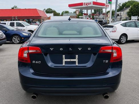 Used 2013 Volvo S60 T5 FWD image 4