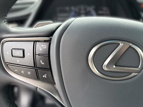 Used 2025 Lexus ES 350 w/ Premium Package FWD image 26