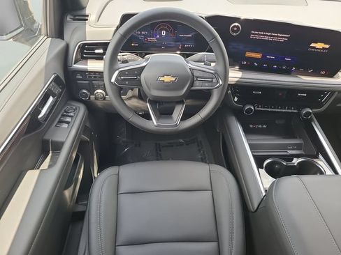 New 2026 Chevrolet Suburban LT w/ Comfort Package RWD image 17
