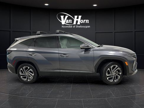 Used 2025 Hyundai Tucson Limited AWD/4WD image 8