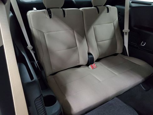 Used 2023 Ford Explorer XLT image 22