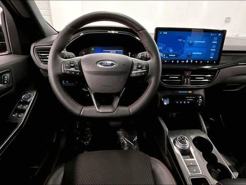 Used 2025 Ford Escape ST-Line Select w/ Tech Pack #1 AWD/4WD image 6