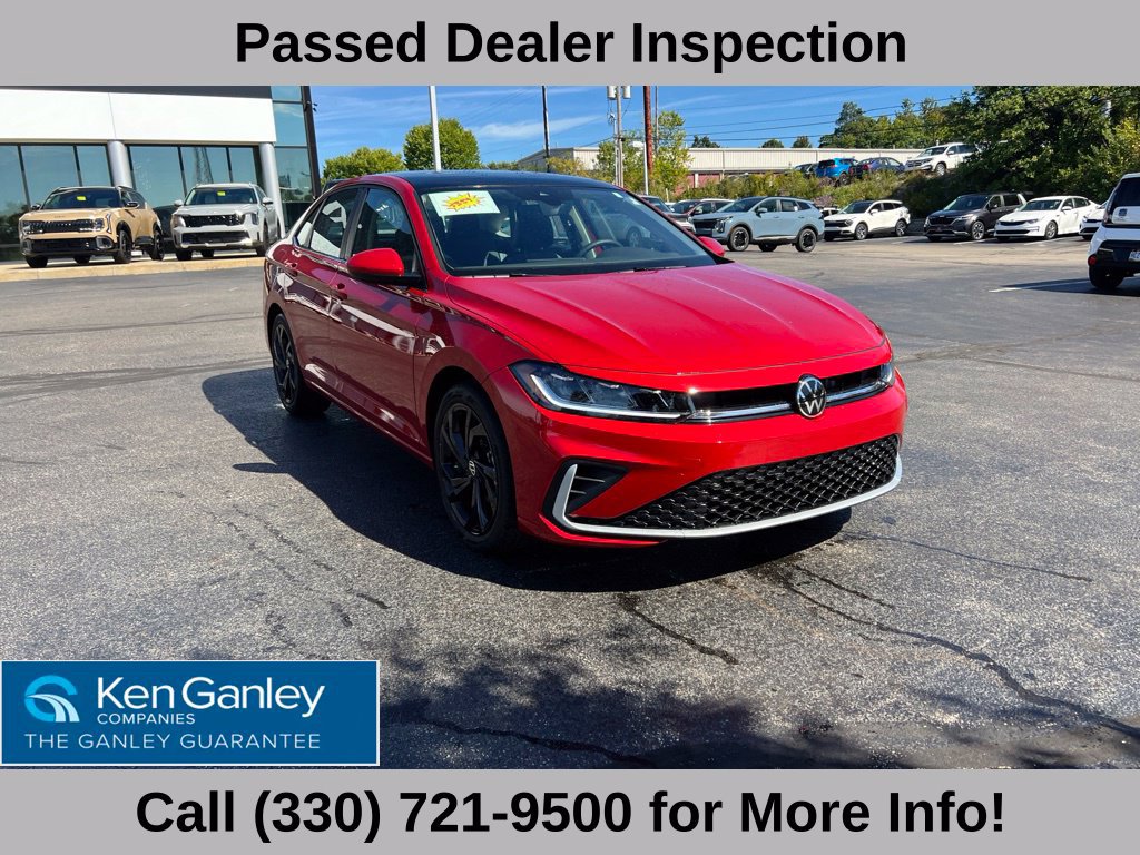 Used 2026 Volkswagen Jetta SE FWD image 5