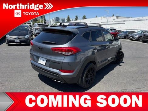 Used 2017 Hyundai Tucson Limited w/ Limited Ultimate Package 03 FWD image 4