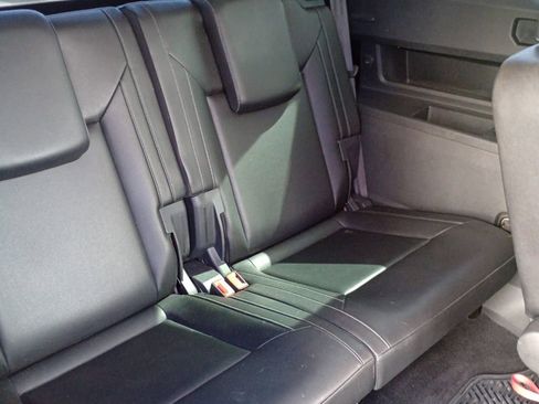 Used 2018 Volkswagen Atlas SE image 22