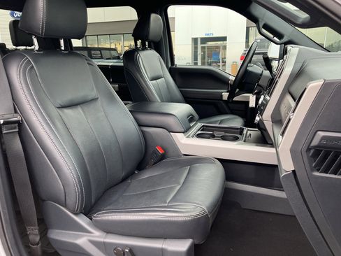 Used 2022 Ford F250 Lariat w/ Chrome Package image 36