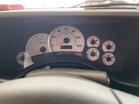 Used 2004 HUMMER H2 AWD/4WD image 26