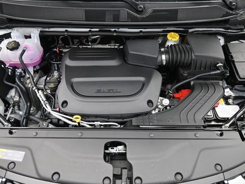 New 2026 Chrysler Pacifica Limited image 22