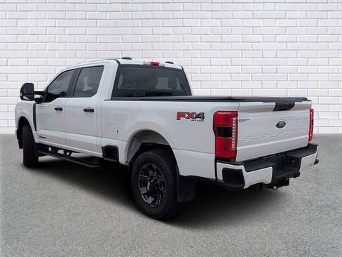 Used 2024 Ford F250 XL w/ STX Appearance Package AWD/4WD image 3