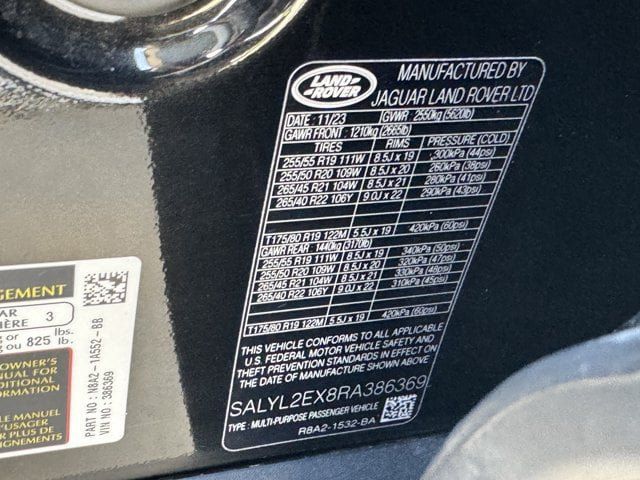 Used 2024 Land Rover Range Rover Velar Dynamic SE AWD/4WD image 38