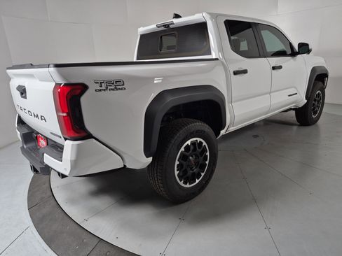 New 2025 Toyota Tacoma TRD Off-Road image 8
