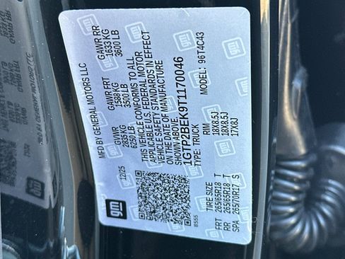 New 2026 GMC Canyon Elevation w/ Convenience Package image 32