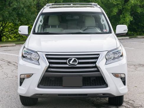 Used 2015 Lexus GX 460 Luxury AWD/4WD image 2