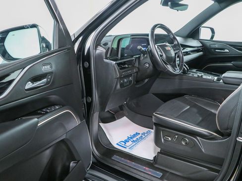 Used 2024 Cadillac Escalade Sport w/ LPO, ONYX Package AWD/4WD image 3