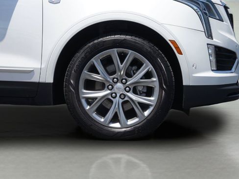 Used 2020 Cadillac XT5 Sportv AWD/4WD image 4