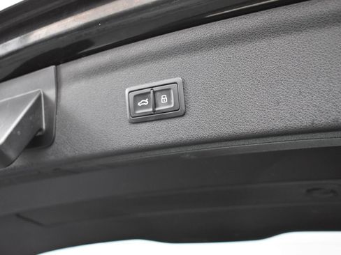 Used 2015 Audi Q3 2.0T Prestige image 29