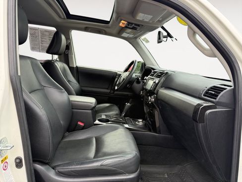 Used 2019 Toyota 4Runner Limited AWD/4WD image 15