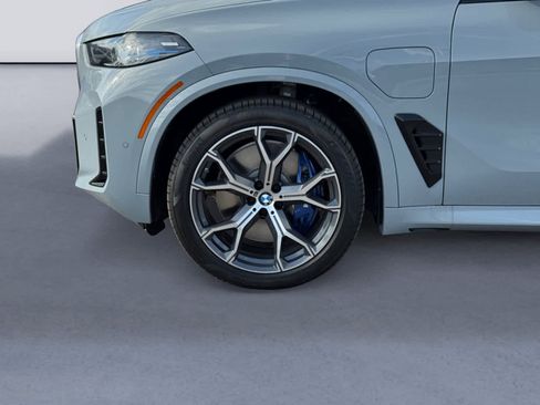 New 2026 BMW X5 xDrive50e w/ M Sport Package image 9