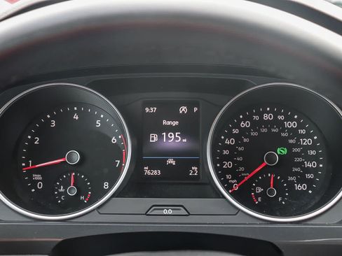 Used 2020 Volkswagen Tiguan SE w/ Panoramic Sunroof Package image 30