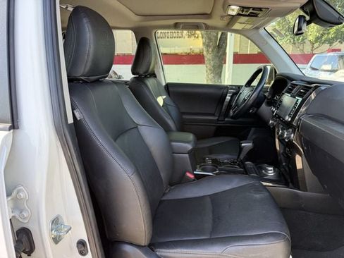 Used 2023 Toyota 4Runner 40th Anniversary SE AWD/4WD image 30