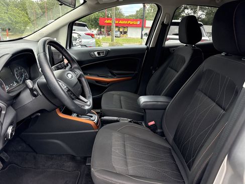 Used 2021 Ford EcoSport SE w/ SE Convenience Package FWD image 10