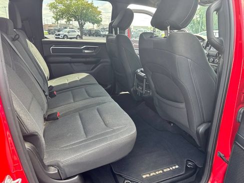 Used 2019 RAM 1500 Big Horn AWD/4WD image 11