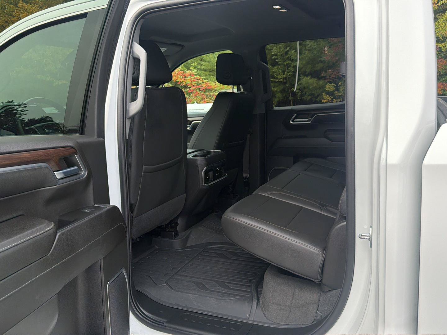 Certified 2023 GMC Sierra 1500 SLT w/ SLT Premium Package AWD/4WD image 36