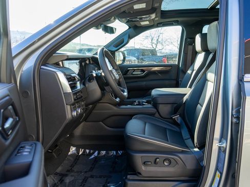 New 2026 GMC Yukon XL Elevation w/ Elevation Premium Package image 11