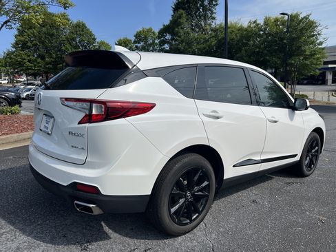 Certified 2025 Acura RDX SH-AWD image 5