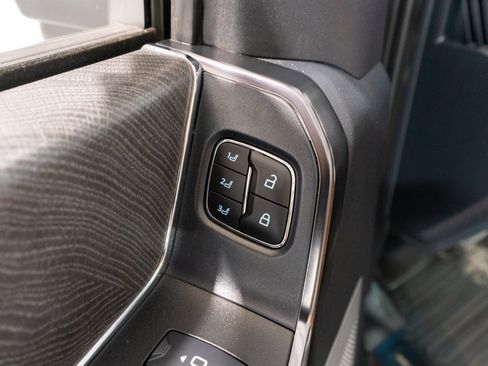Used 2024 Ford F350 Platinum AWD/4WD image 17