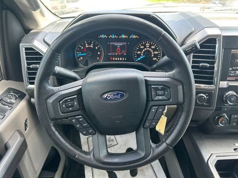Used 2015 Ford F150 XLT w/ Equipment Group 302A Luxury RWD image 14