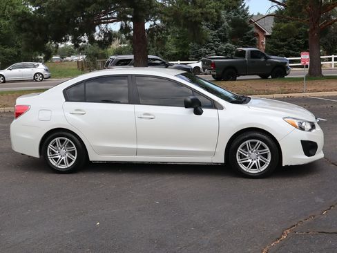 Used 2013 Subaru Impreza 2.0i AWD/4WD image 3