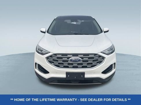 Used 2020 Ford Edge Titanium w/ Class II Trailer Tow Package AWD/4WD image 2