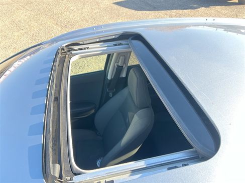 Used 2022 Honda HR-V EX image 21