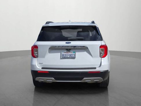 Used 2020 Ford Explorer XLT w/ Equipment Group 202A RWD image 5